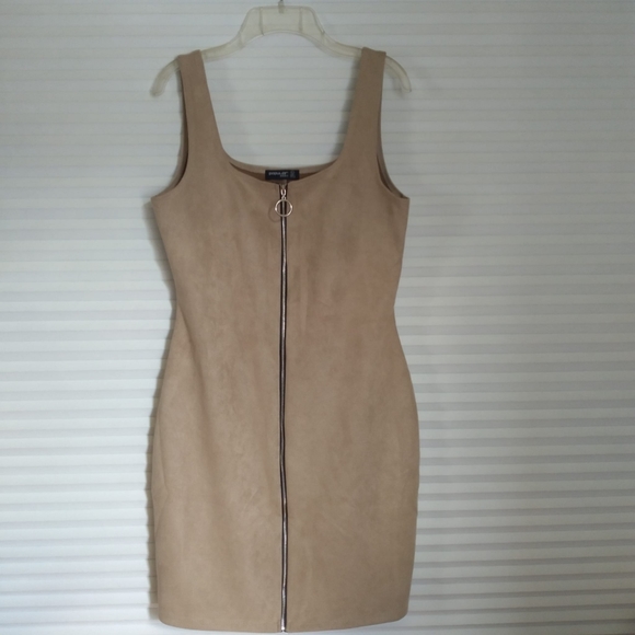 Popular Basics Brand O-Ring Zipper Dress - Picture 1 of 9